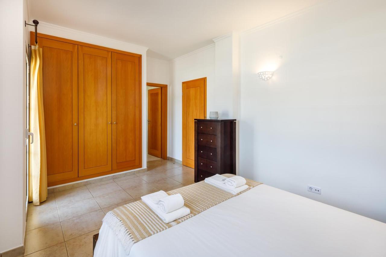 Falesia Beach Villa By The Portuguese Butler Olhos de Agua  Exterior foto