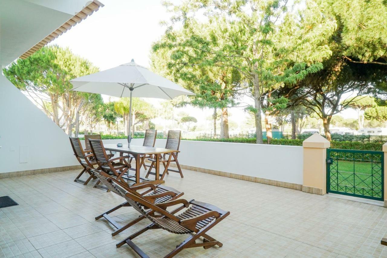 Falesia Beach Villa By The Portuguese Butler Olhos de Agua  Exterior foto